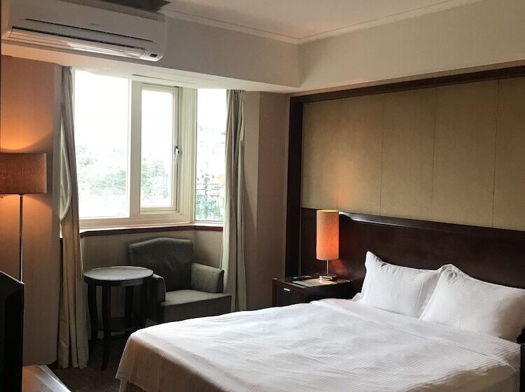 هاستل Gin Lon Lake Motel