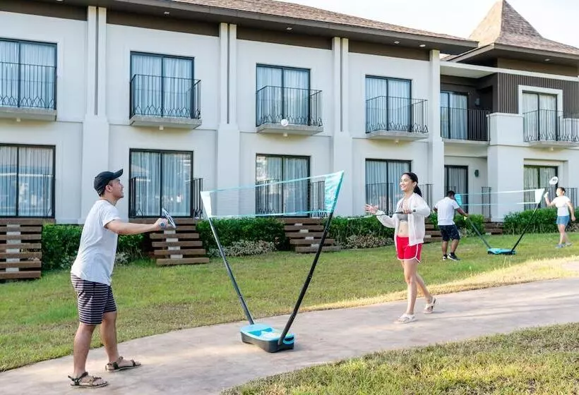 Bacau Bay Resort Coron