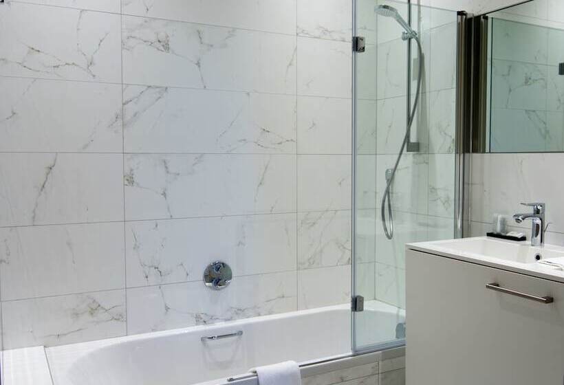 فندق Acropolis Op Het Sportiefste Park Van De Kust