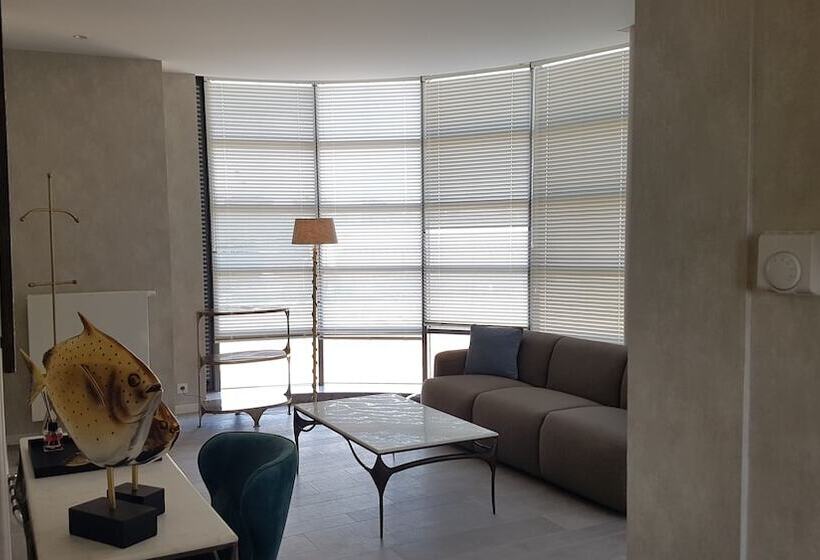 فندق Acropolis Op Het Sportiefste Park Van De Kust