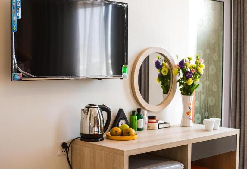 Moonlight Bay Hotel & Apartment