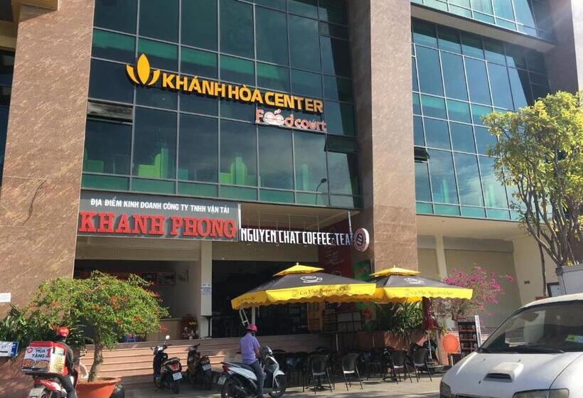 Moonlight Bay Hotel & Apartment