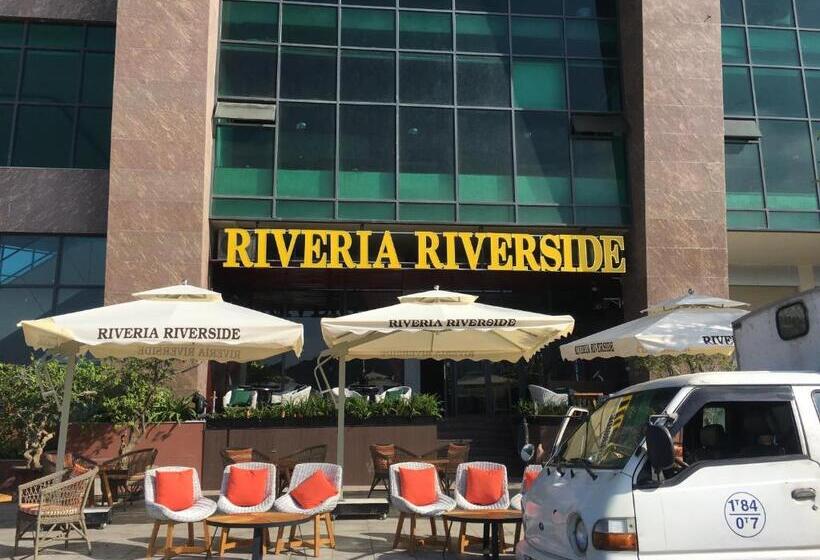 Moonlight Bay Hotel & Apartment