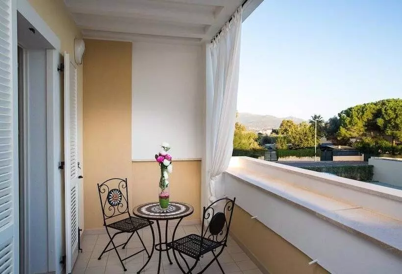 Residence Mar Mediterraneo