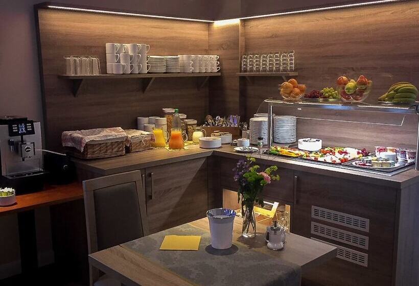 住宿加早餐  Dea