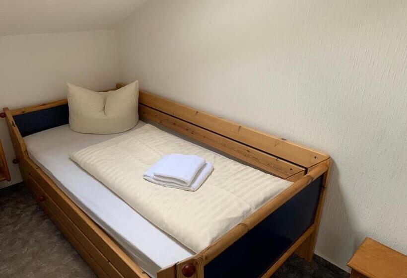 Bed and Breakfast Pension Raststüb'l