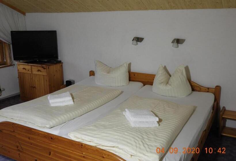 Bed and Breakfast Pension Raststüb'l