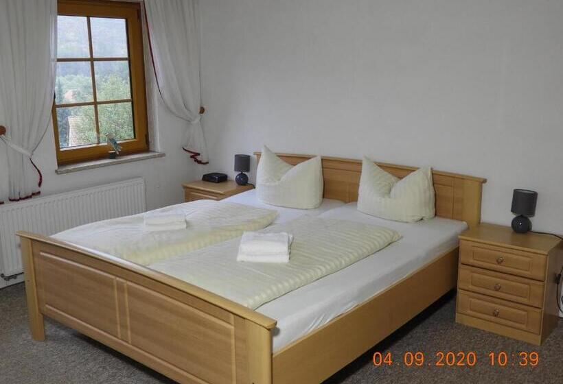 Bed and Breakfast Pension Raststüb'l