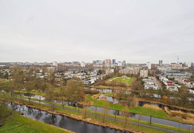 Radisson Hotel & Suites Amsterdam South