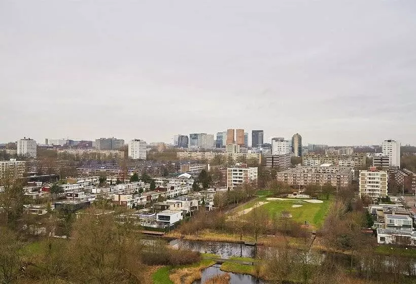 Radisson Hotel & Suites Amsterdam South