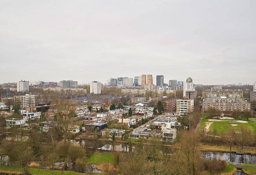 Radisson Hotel & Suites Amsterdam South