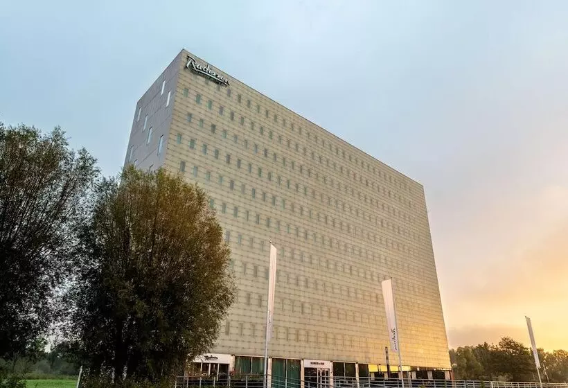 Radisson Hotel & Suites Amsterdam South