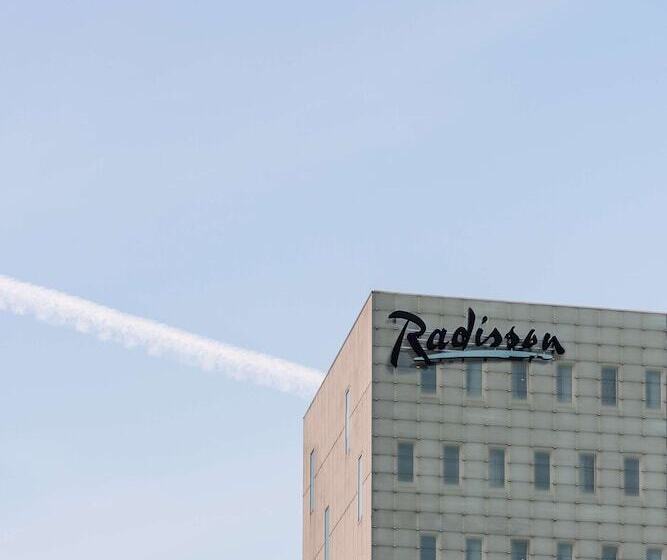Radisson Hotel & Suites Amsterdam South