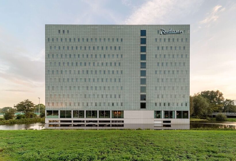 Radisson Hotel & Suites Amsterdam South