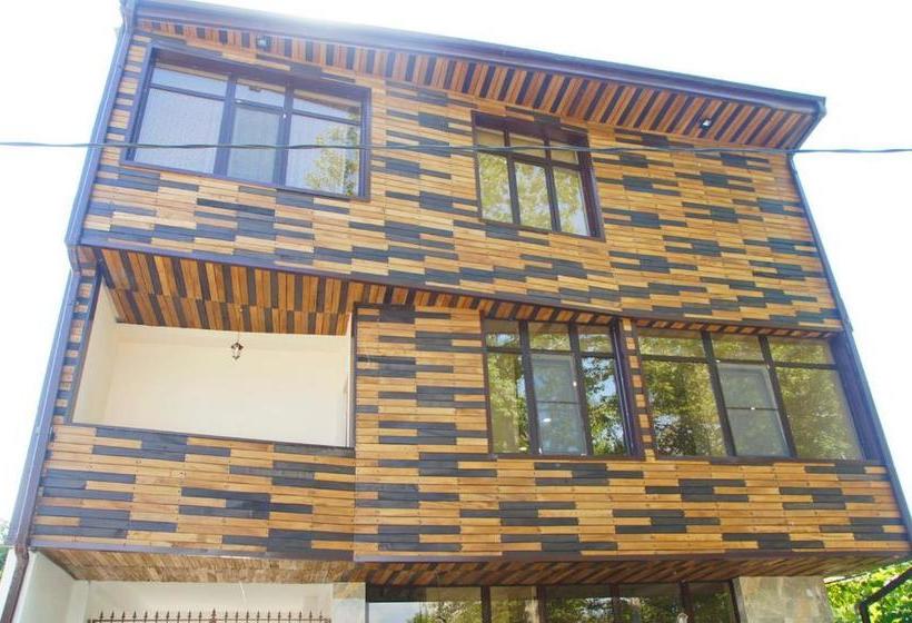 پانسیون Guest House Belyi Lebed