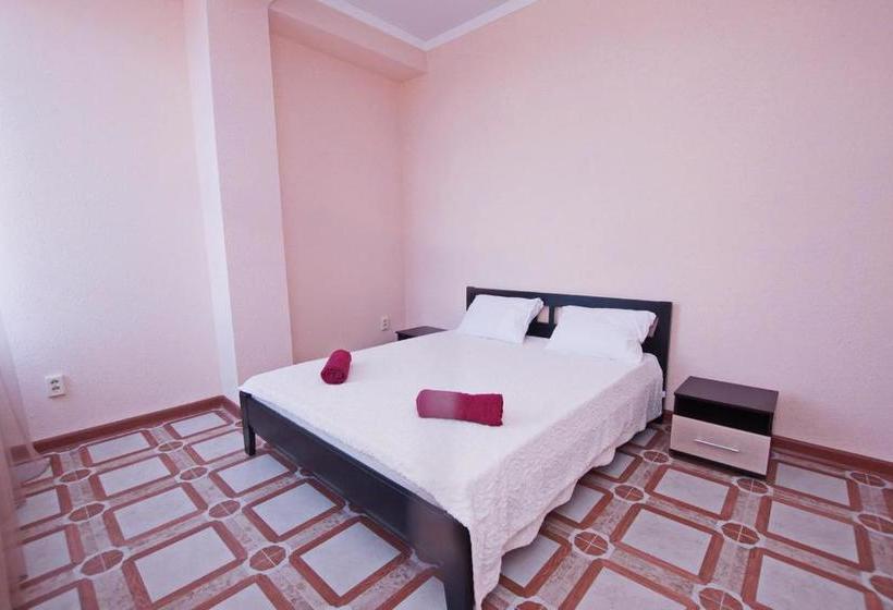 پانسیون Guest House Belyi Lebed