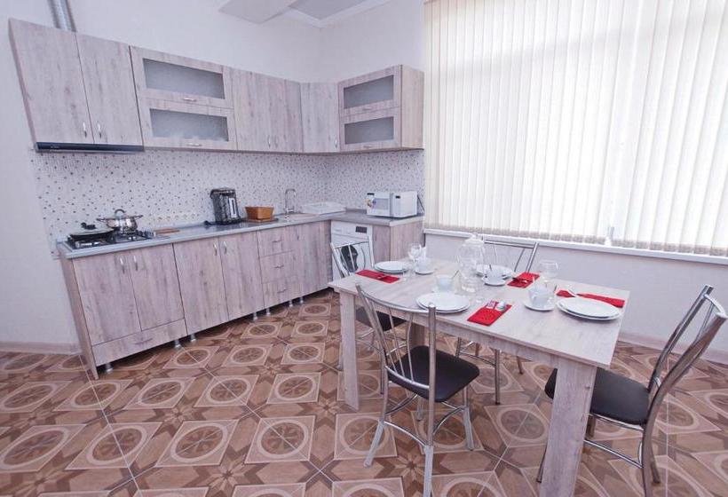 پانسیون Guest House Belyi Lebed