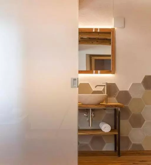 تختخواب و صبحانه Mostofiore