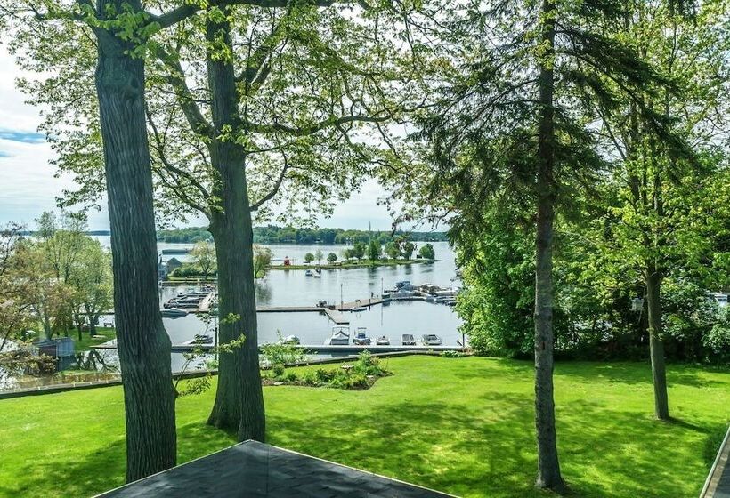 住宿加早餐 Waterside Inn