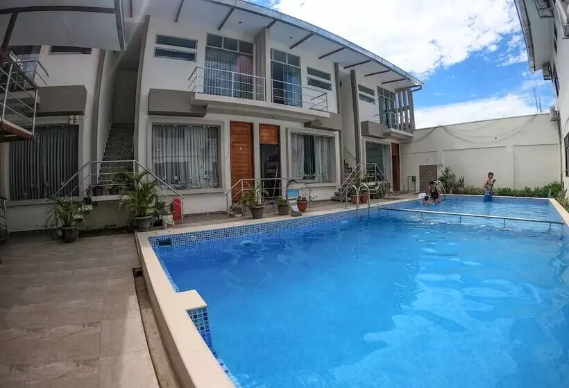 پانسیون Residencial Marina House