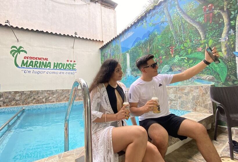 Пансион Residencial Marina House
