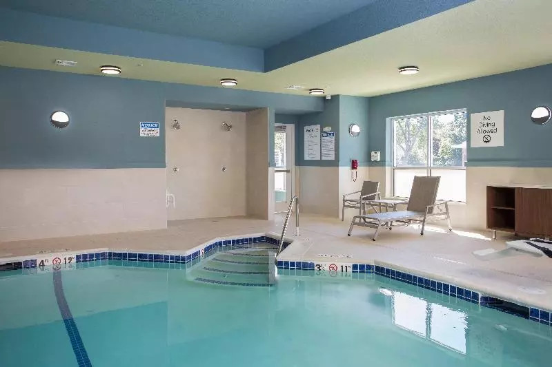 Hotelli Holiday Inn Express Chelmsford, An Ihg