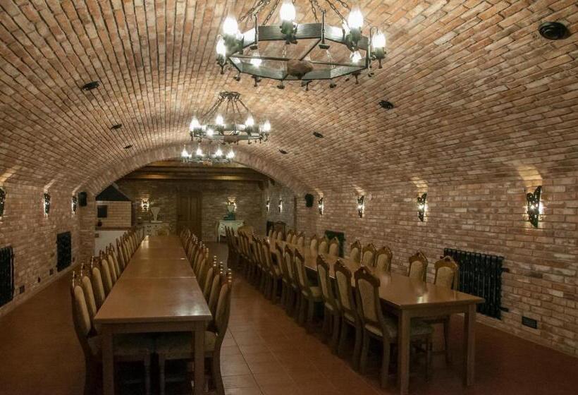 호텔 Hraniční Zámeček