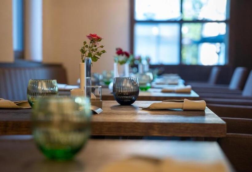 호텔 Hraniční Zámeček