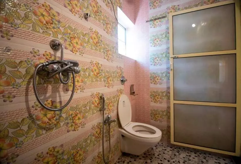 Pension (Hôtel basse catégorie) Godwill Casa Varca