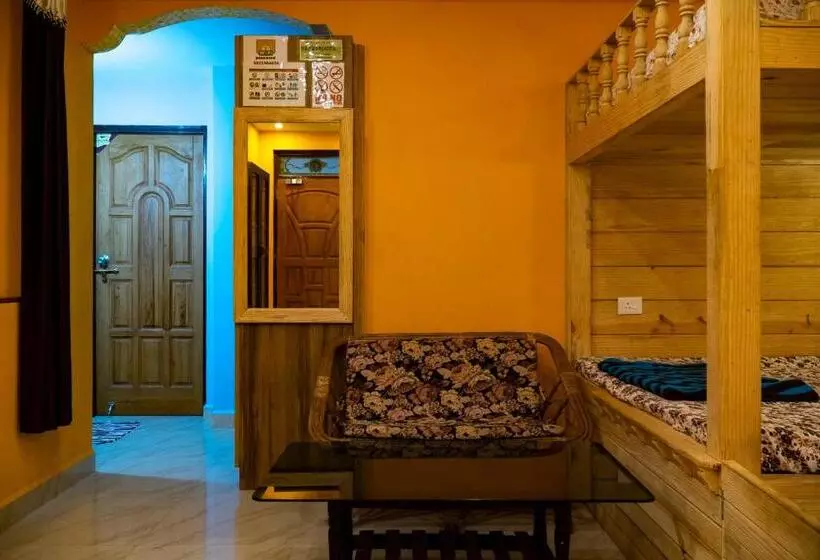 Pension (Hôtel basse catégorie) Godwill Casa Varca