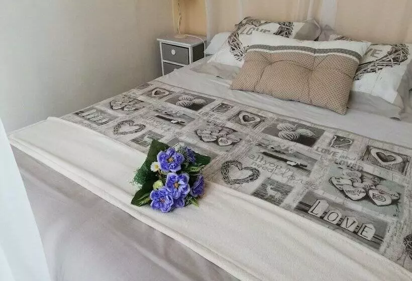 Aamiaismajoitus (B&B) A La Duvetine