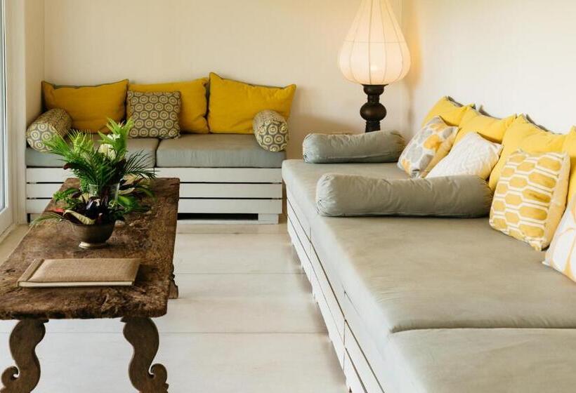 تختخواب و صبحانه Rukgala Retreat