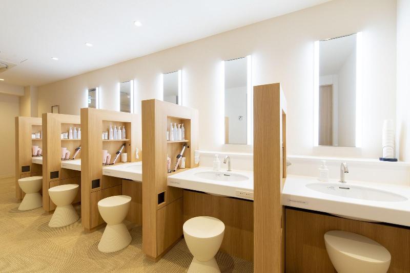 فنادق الكبسولة Torifito Hotel&pod Kanazawa Hyakumangoku Dori