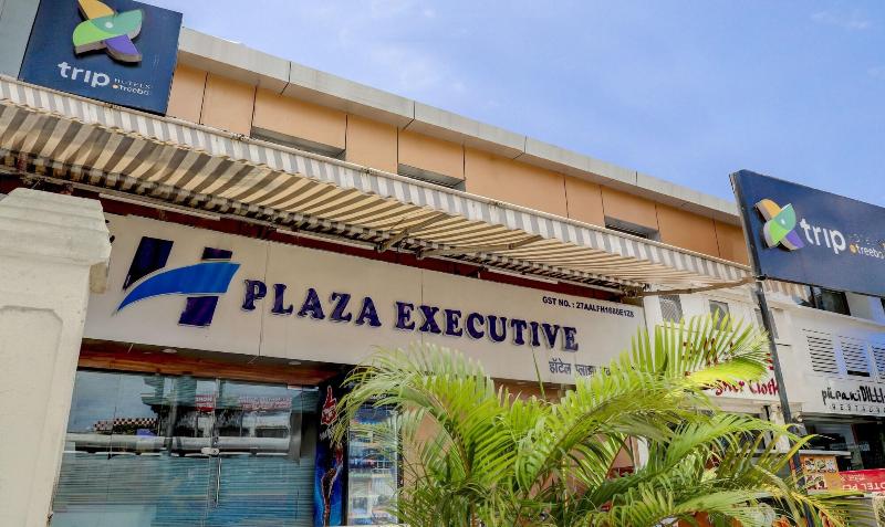 Hotel Plaza Executive   Near Bkc