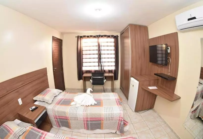 Pousada E Pensionato Dona Rosa