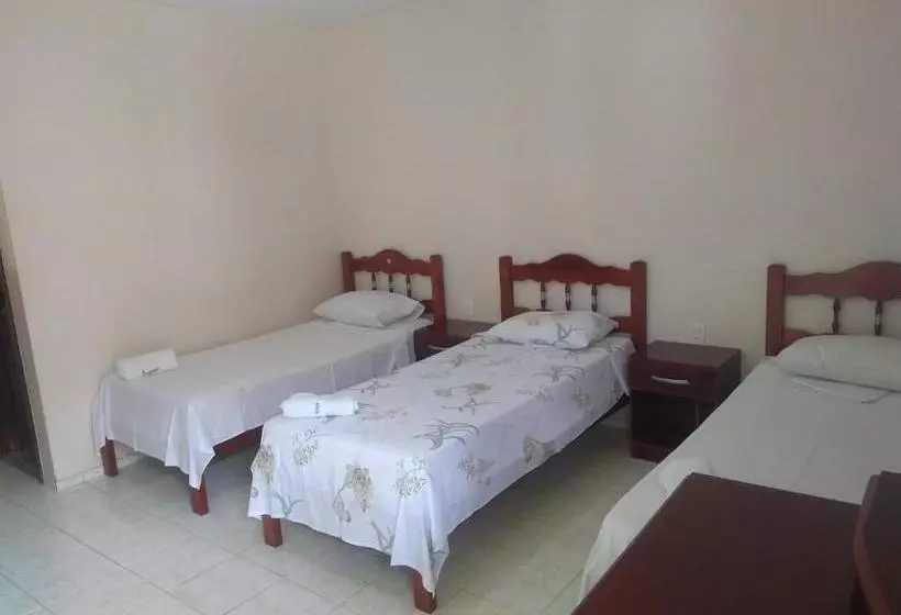 Pousada E Pensionato Dona Rosa