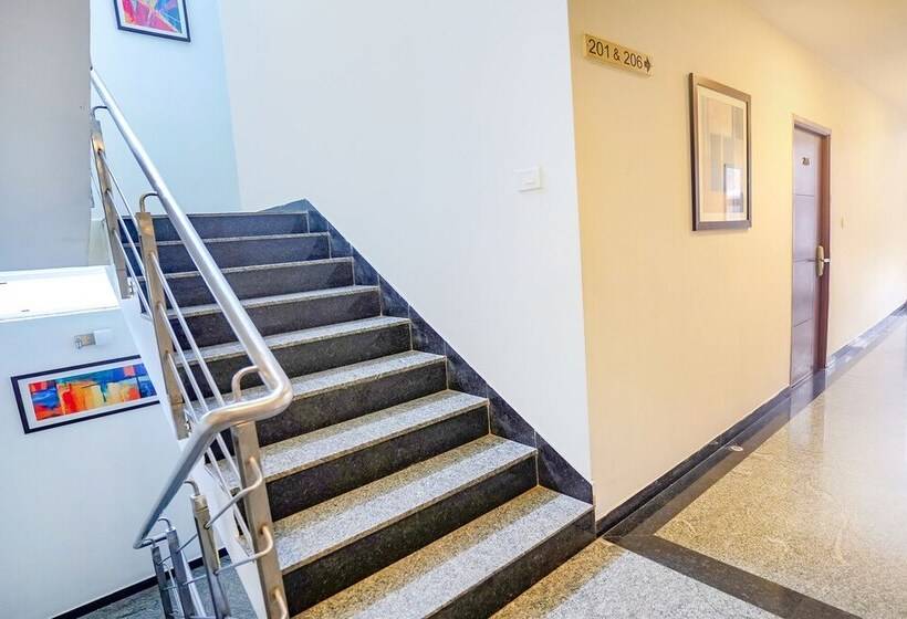 Hôtel Fab Raj Residency Iii