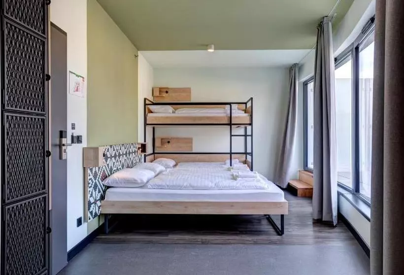 Hotelli Meininger Budapest Great Market Hall