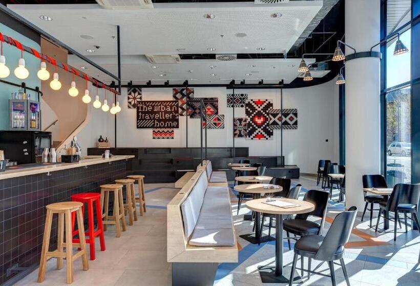 فندق Meininger Budapest Great Market Hall