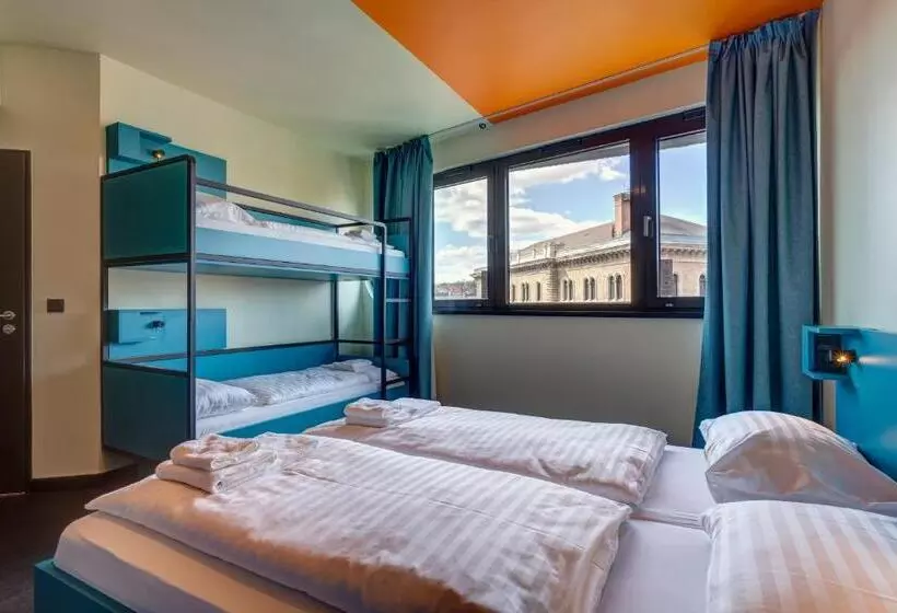 Hotelli Meininger Budapest Great Market Hall