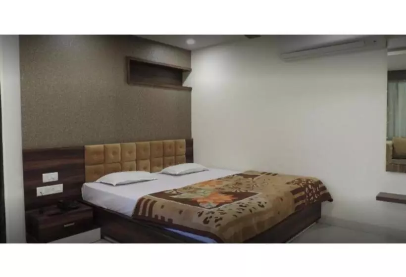 ホテル Balcony Rooms Overlooking The Main Market