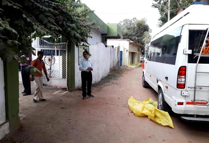 ホテル Narmada Palace