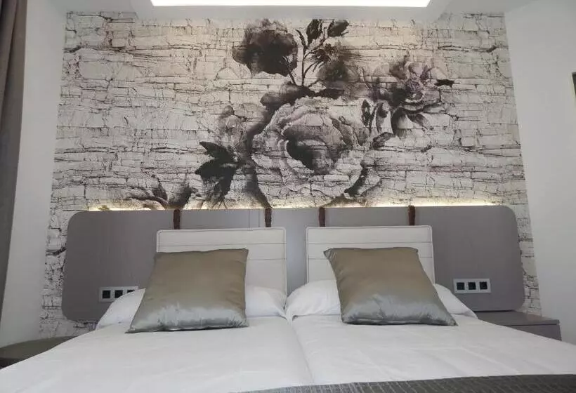 پانسیون Hostal Boutique Doña Carmen   Adults Recommended