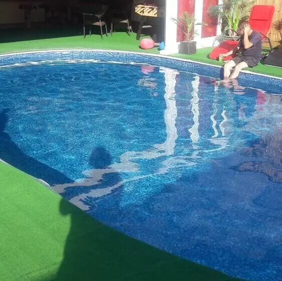 Majatalo Tudor House