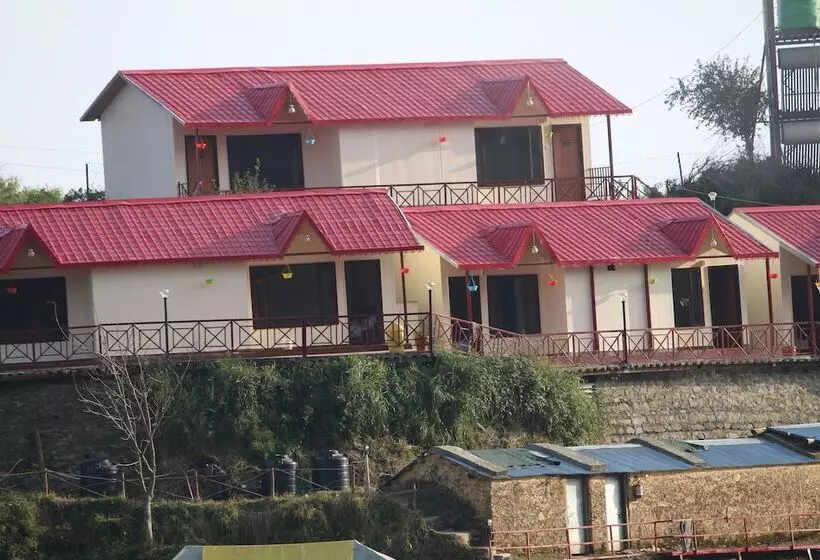 Lomakeskus Beyond Stay Kastura Kanatal