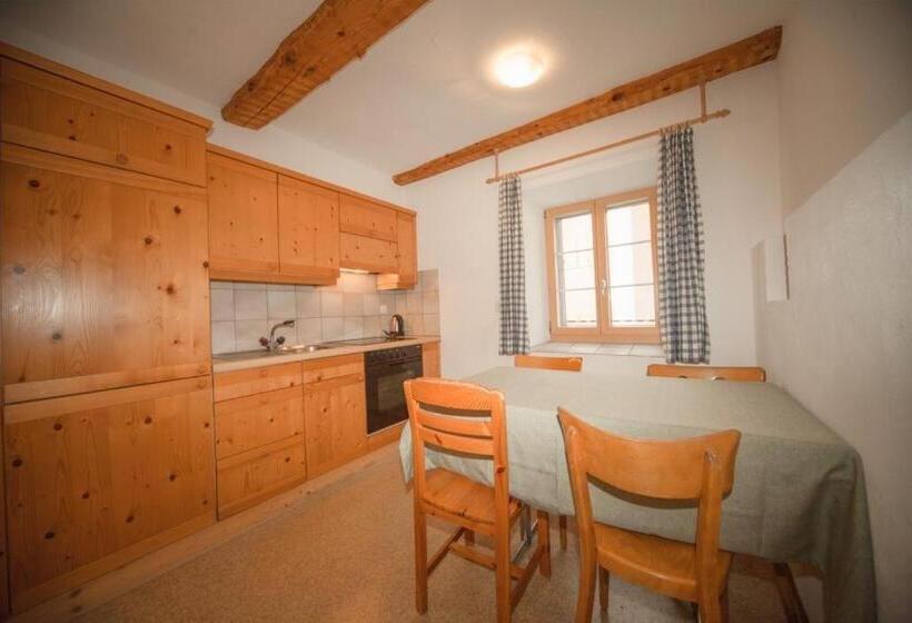 호스텔 Und Restaurant Alpina