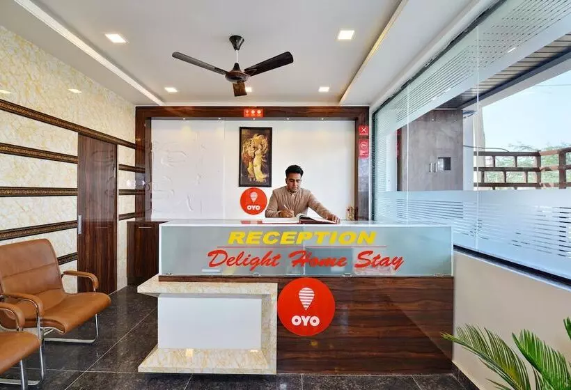 Hotelli Oyo 13795 Delight Home Stay