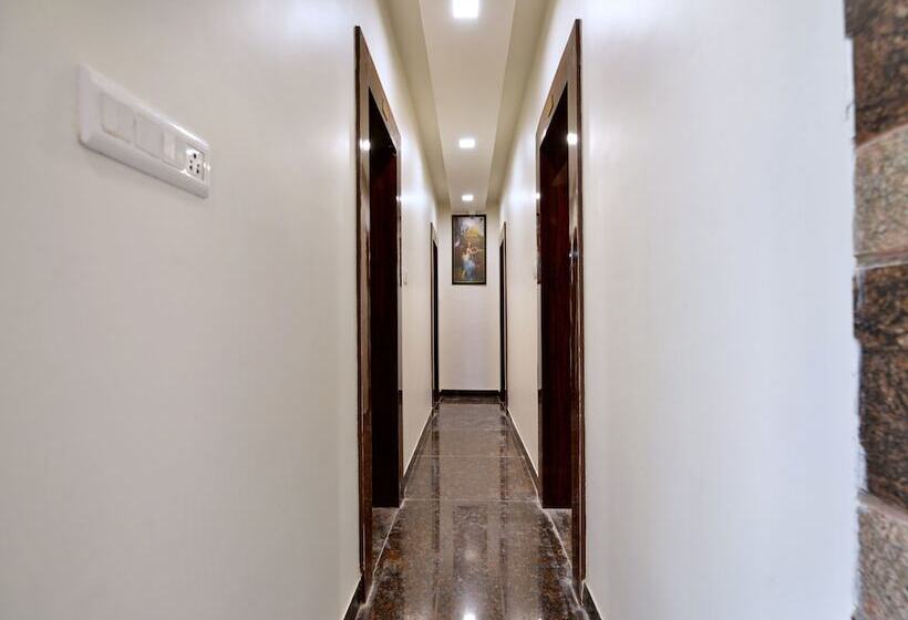 호텔 Oyo 13795 Delight Home Stay