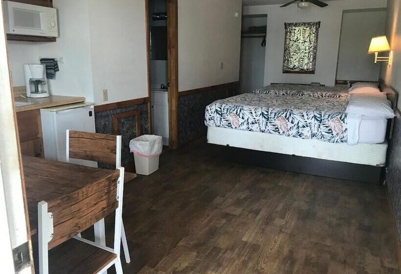 فندق صغير Tanglewood Lodge