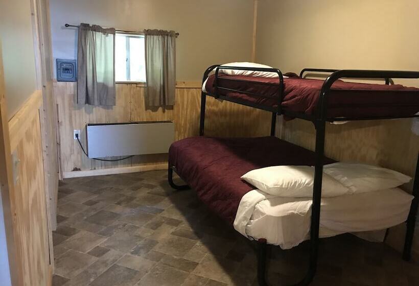 فندق صغير Tanglewood Lodge